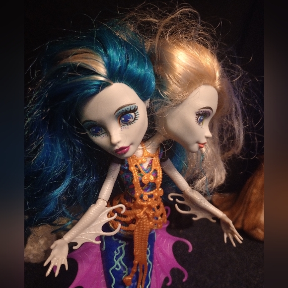 Monster High Great Scarrier Reef Pearl & Peri - Picture 6 of 10